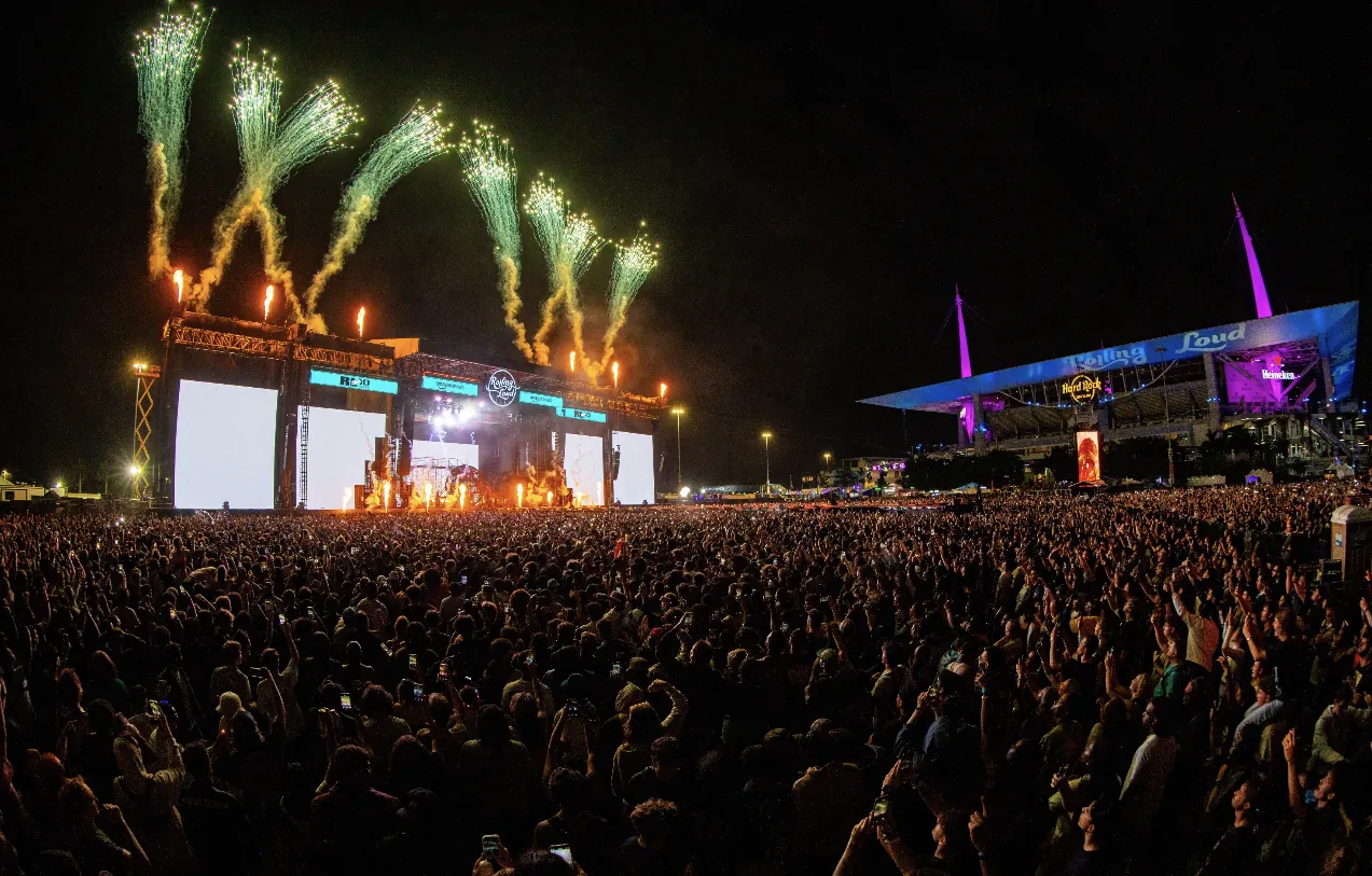 Outdoor Festival Performance